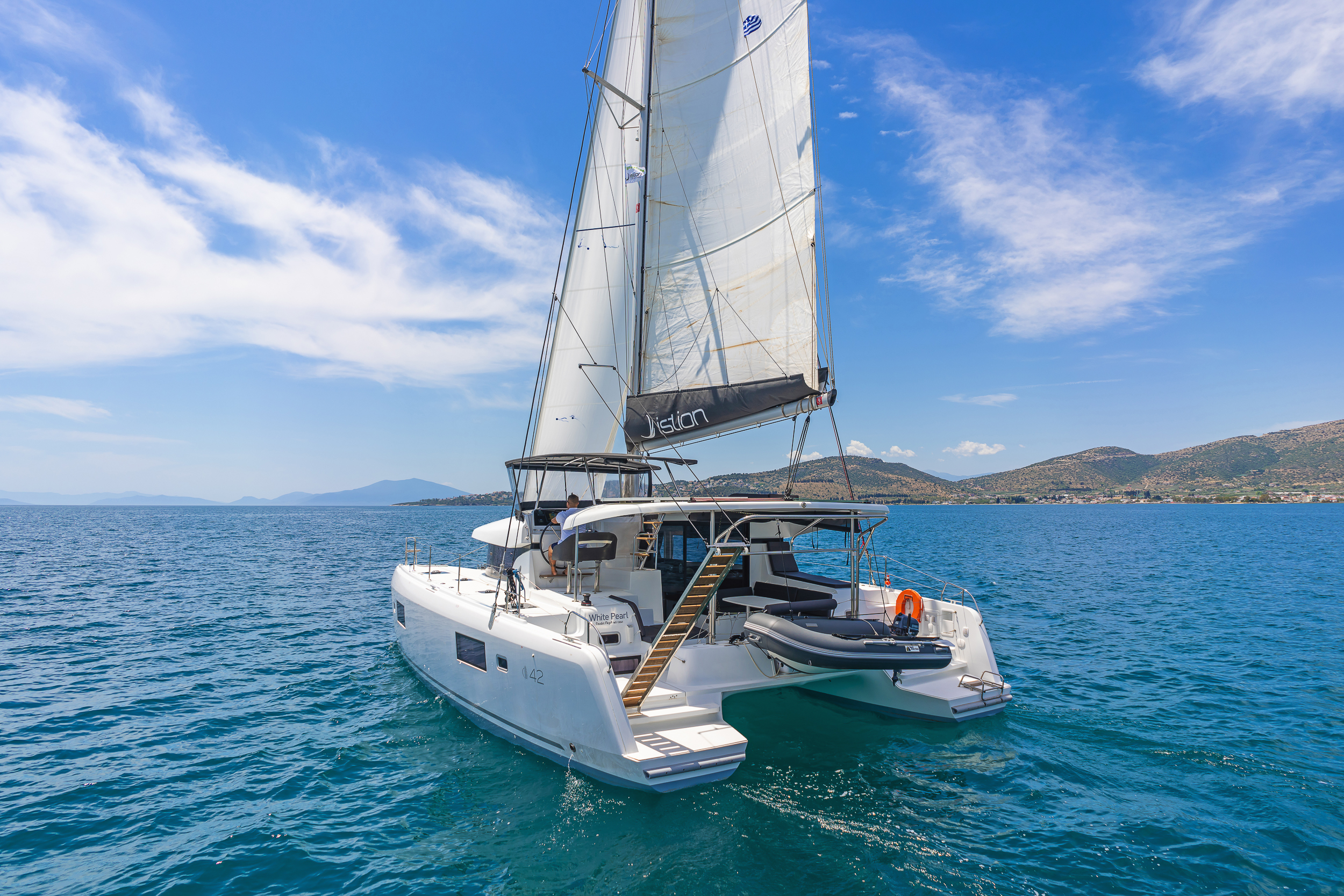 Lagoon 42 - 4 + 2 cab. — photo 12