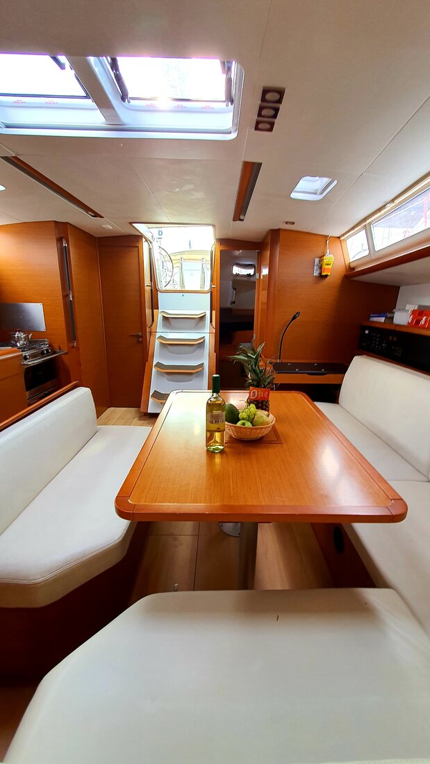Sun Odyssey 479 - 4 cab. — photo 8