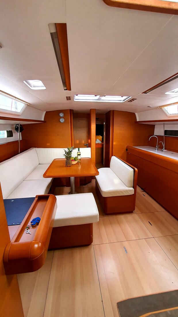 Sun Odyssey 479 - 4 cab. — photo 9
