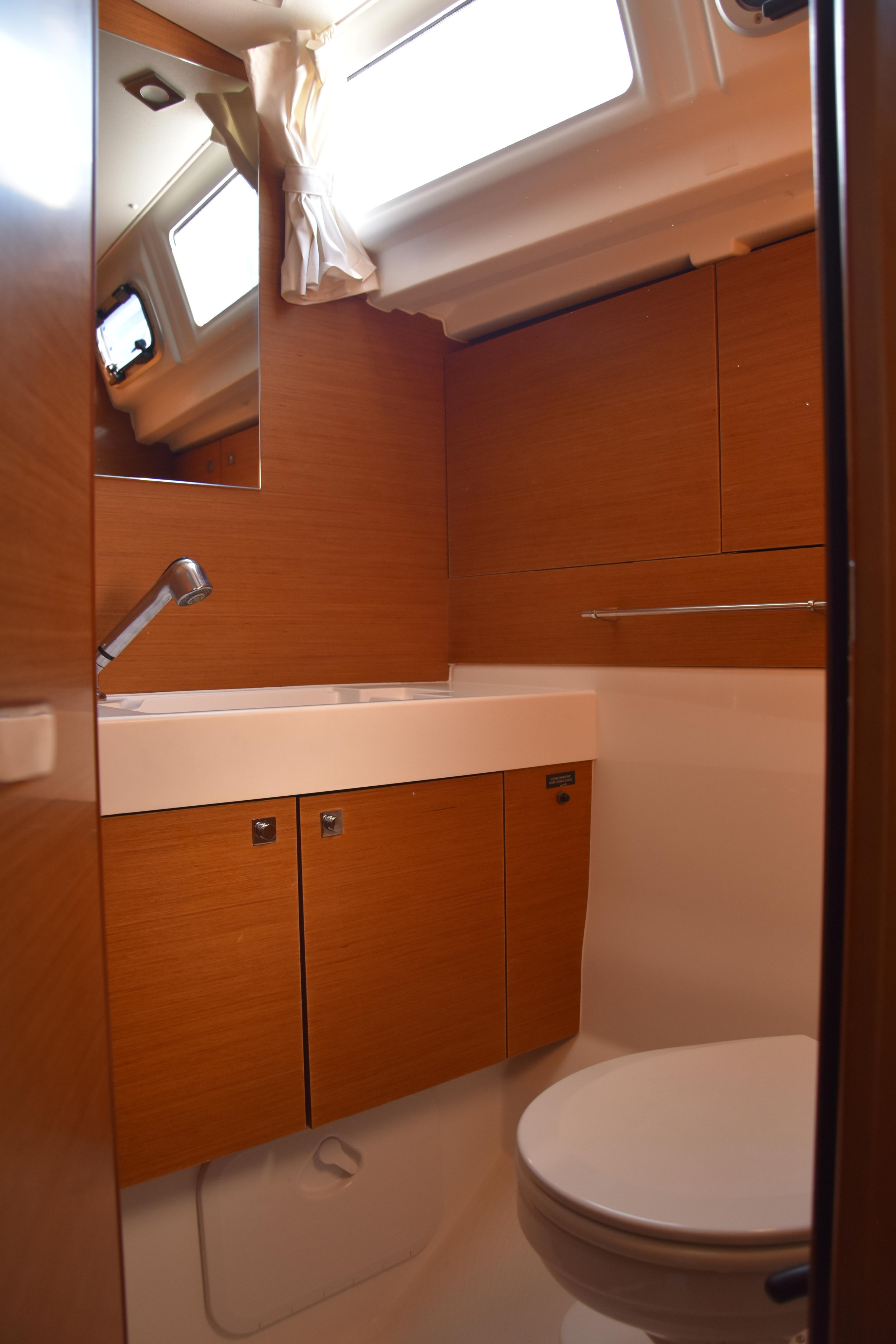 Sun Odyssey 479 - 4 cab. — photo 14