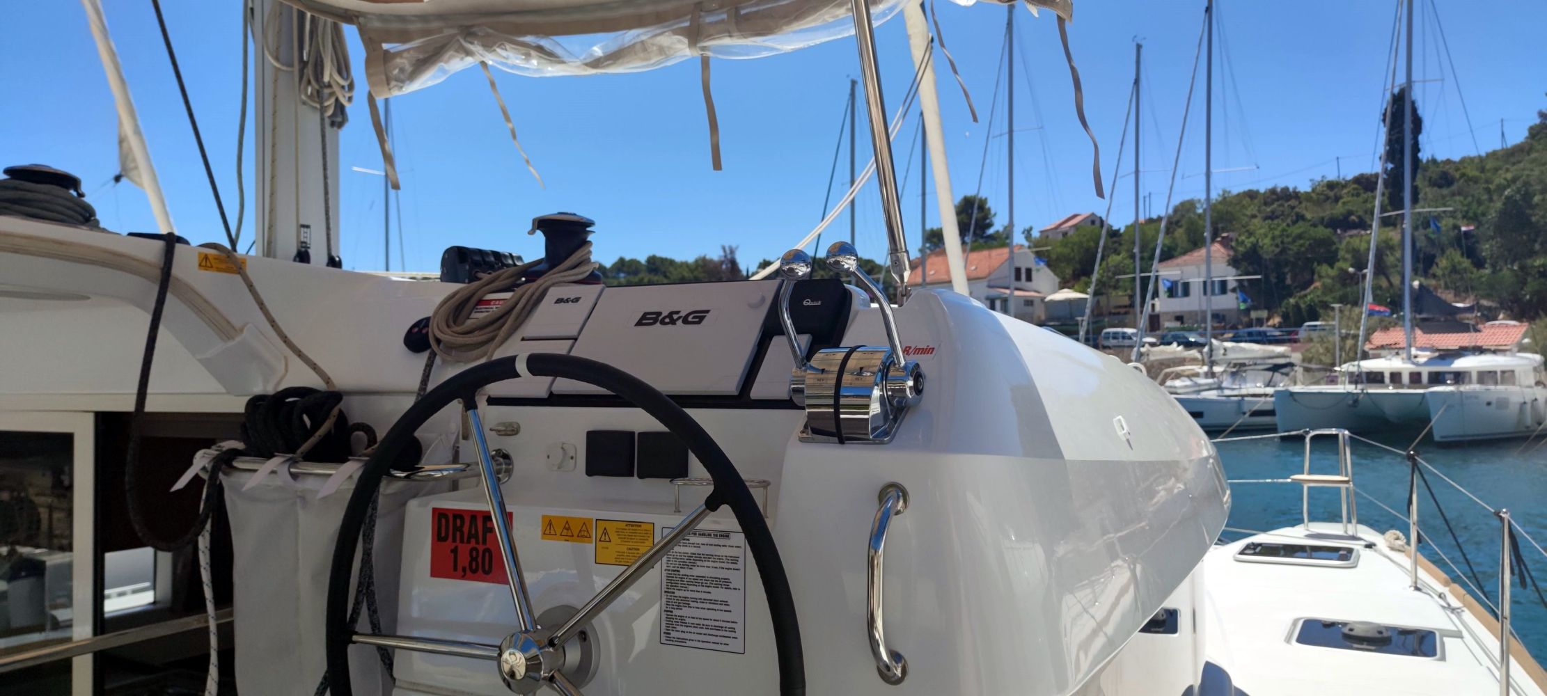 Lagoon 40 - 4 + 1 cab. — photo 20