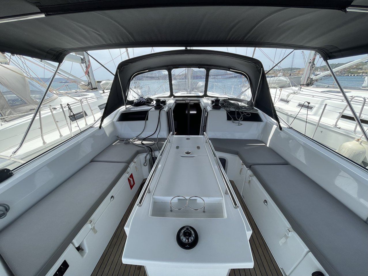 Oceanis 40.1 — photo 3