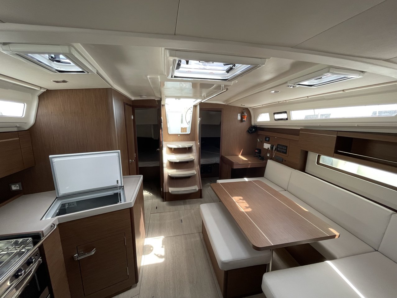 Oceanis 40.1 — photo 4
