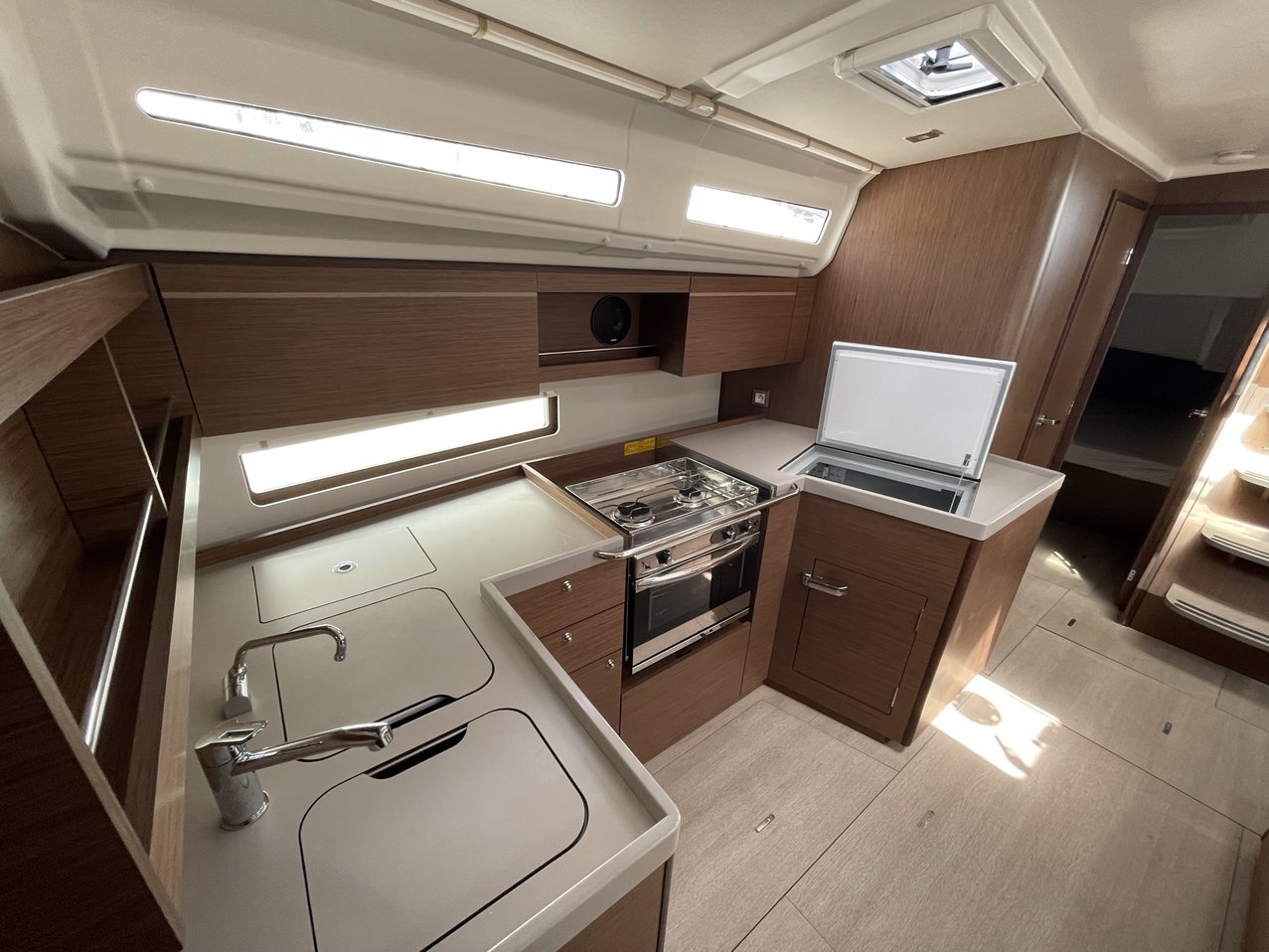 Oceanis 40.1 — photo 5
