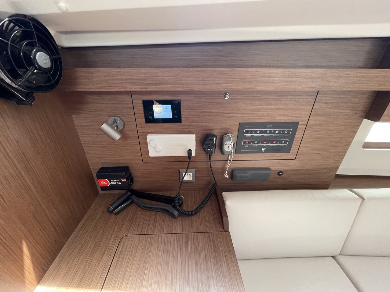 Oceanis 40.1 — photo 6