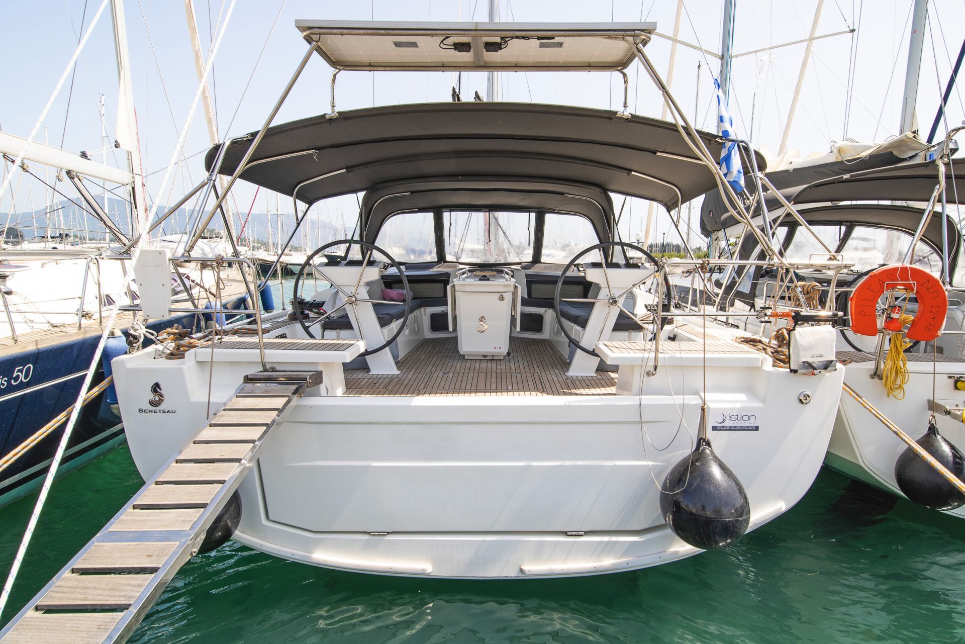Oceanis 51.1 - 5 + 1 cab. — photo 9