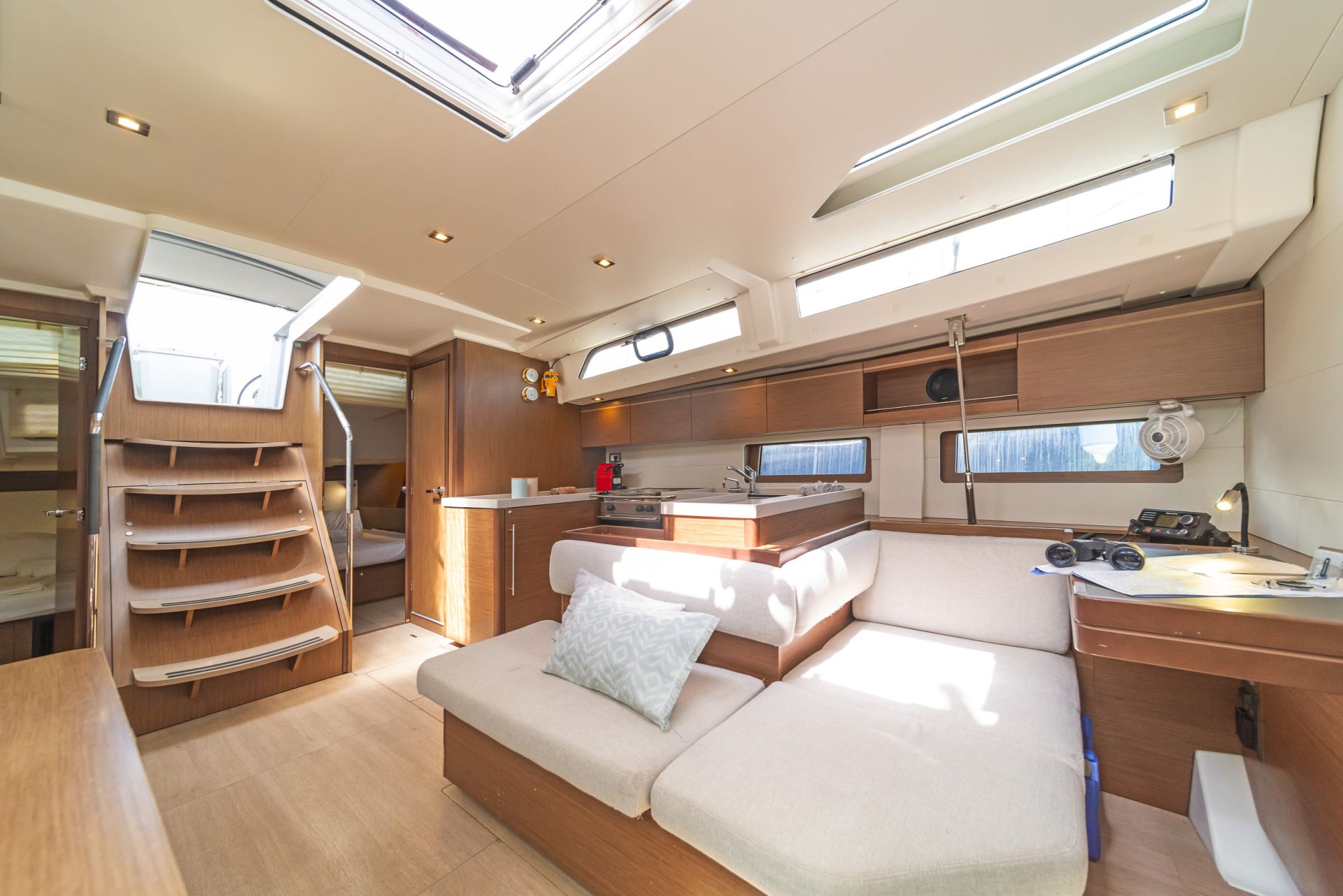 Oceanis 51.1 - 5 + 1 cab. — photo 15