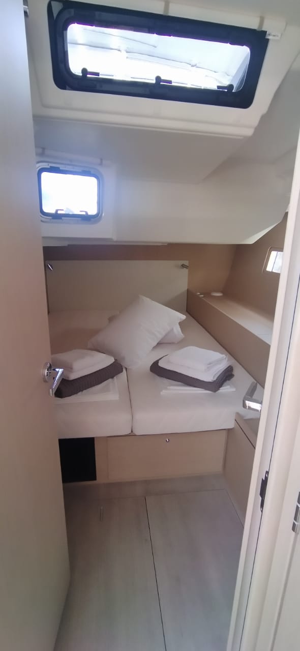 Oceanis 51.1 - 5 + 1 cab. — photo 8