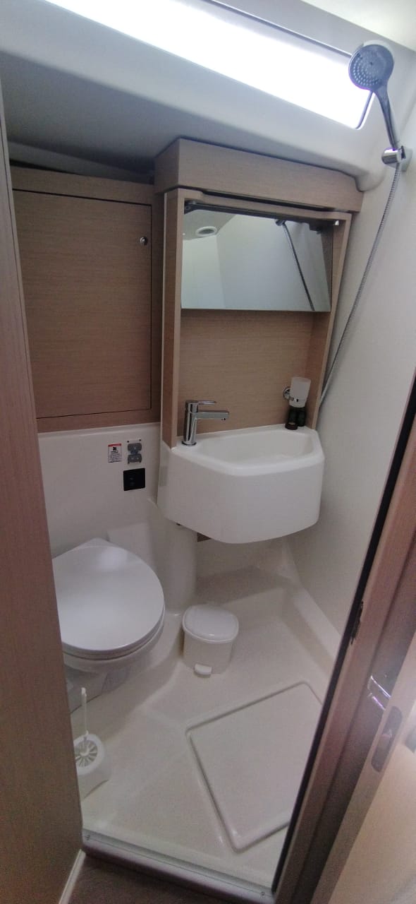 Oceanis 51.1 - 5 + 1 cab. — photo 10