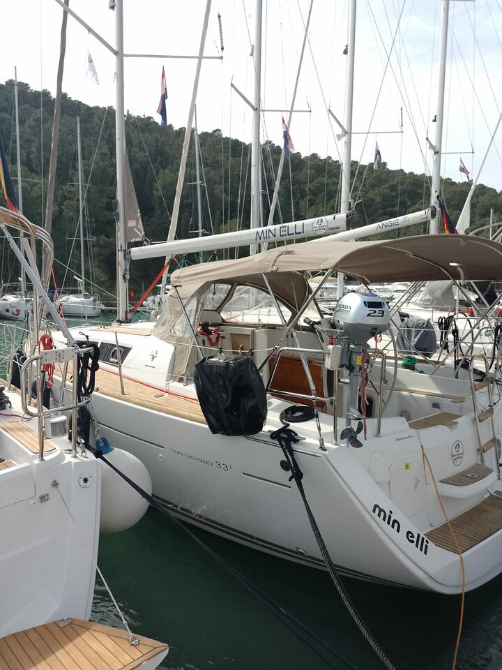 Sun Odyssey 33i - 2 cab. — photo 3