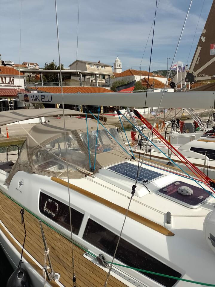 Sun Odyssey 33i - 2 cab. — photo 5