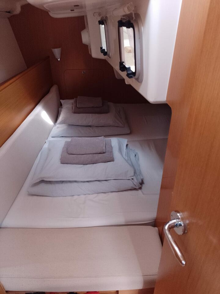 Sun Odyssey 33i - 2 cab. — photo 10