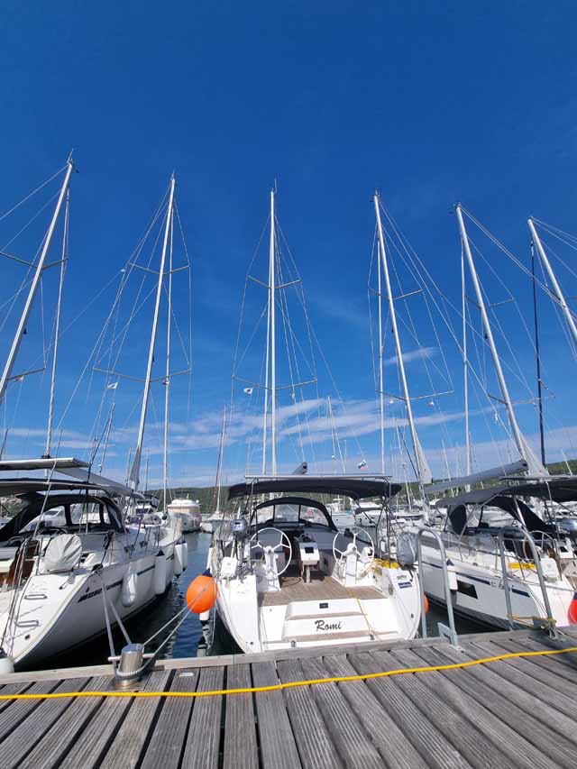Bavaria Cruiser 46 - 4 cab. — photo 4