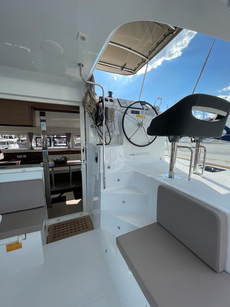 Lagoon 40 - 4 + 2 cab — photo 6