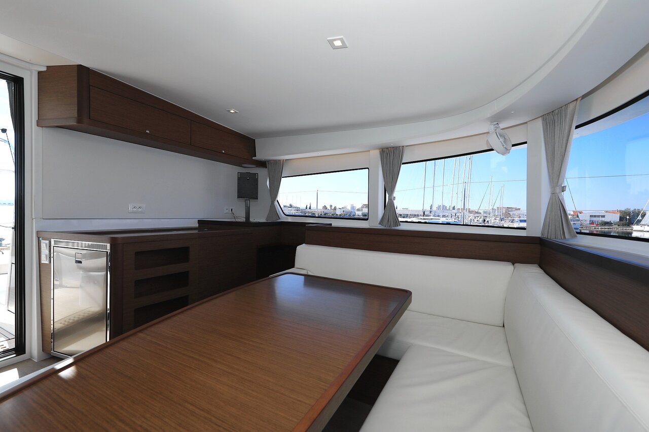 Lagoon 42 - 4 + 2 cab. — photo 15