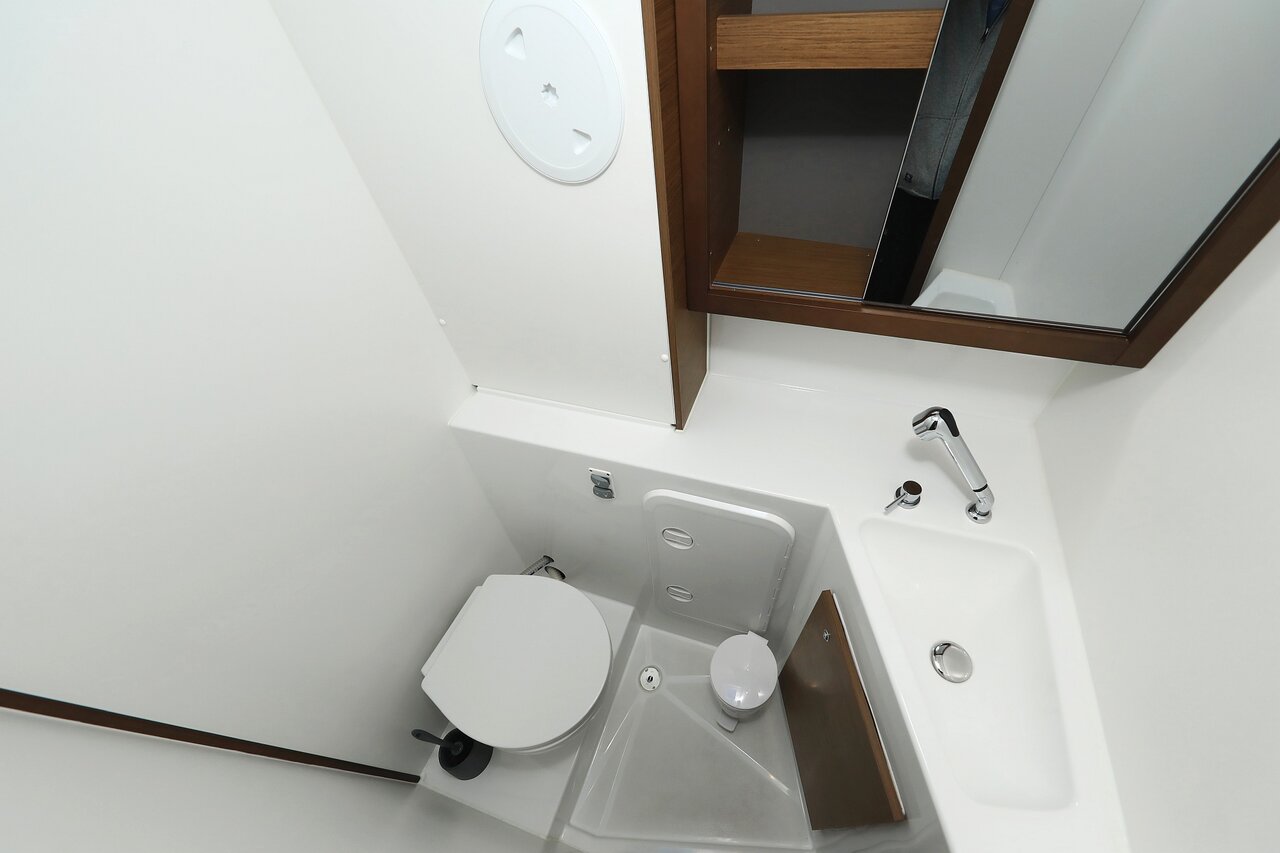 Lagoon 42 - 4 + 2 cab. — photo 27