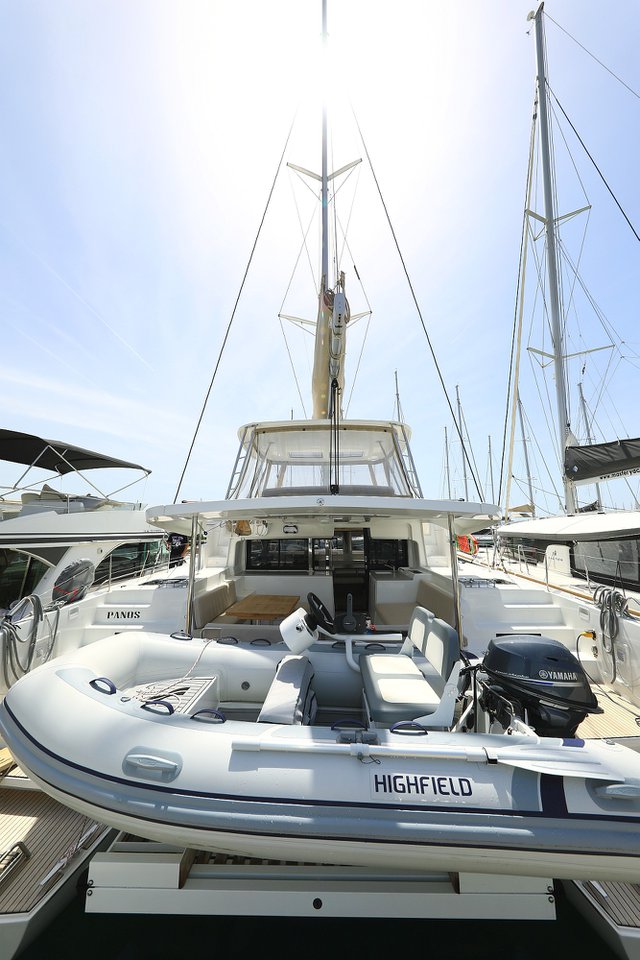 Lagoon 46 - 4 + 2 cab. — photo 3