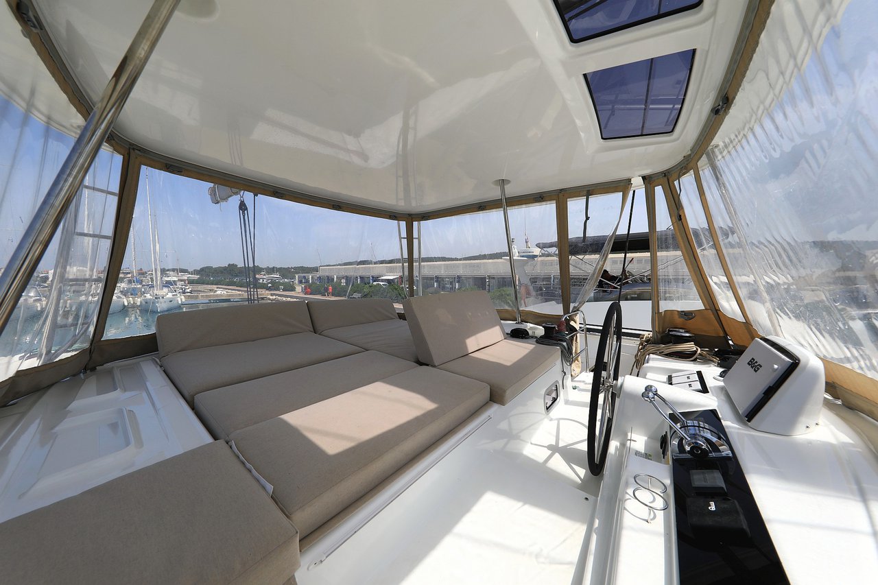 Lagoon 46 - 4 + 2 cab. — photo 14