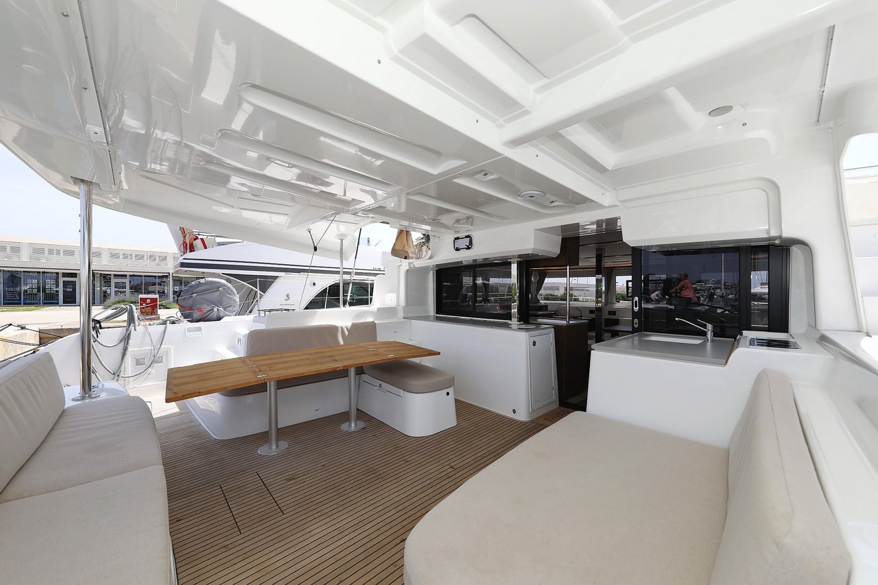 Lagoon 46 - 4 + 2 cab. — photo 22