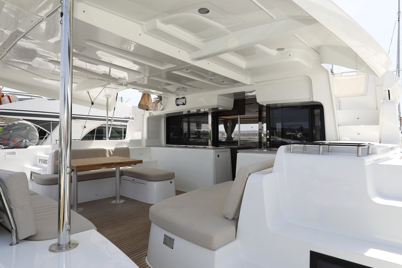 Lagoon 46 - 4 + 2 cab. — photo 25