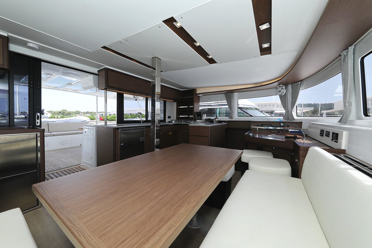 Lagoon 46 - 4 + 2 cab. — photo 41
