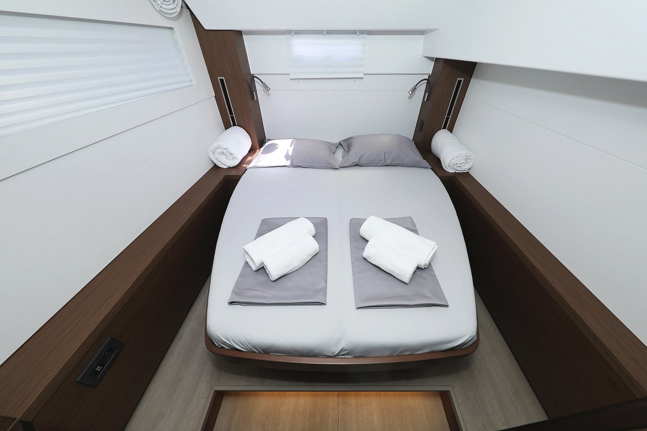 Lagoon 46 - 4 + 2 cab. — photo 60