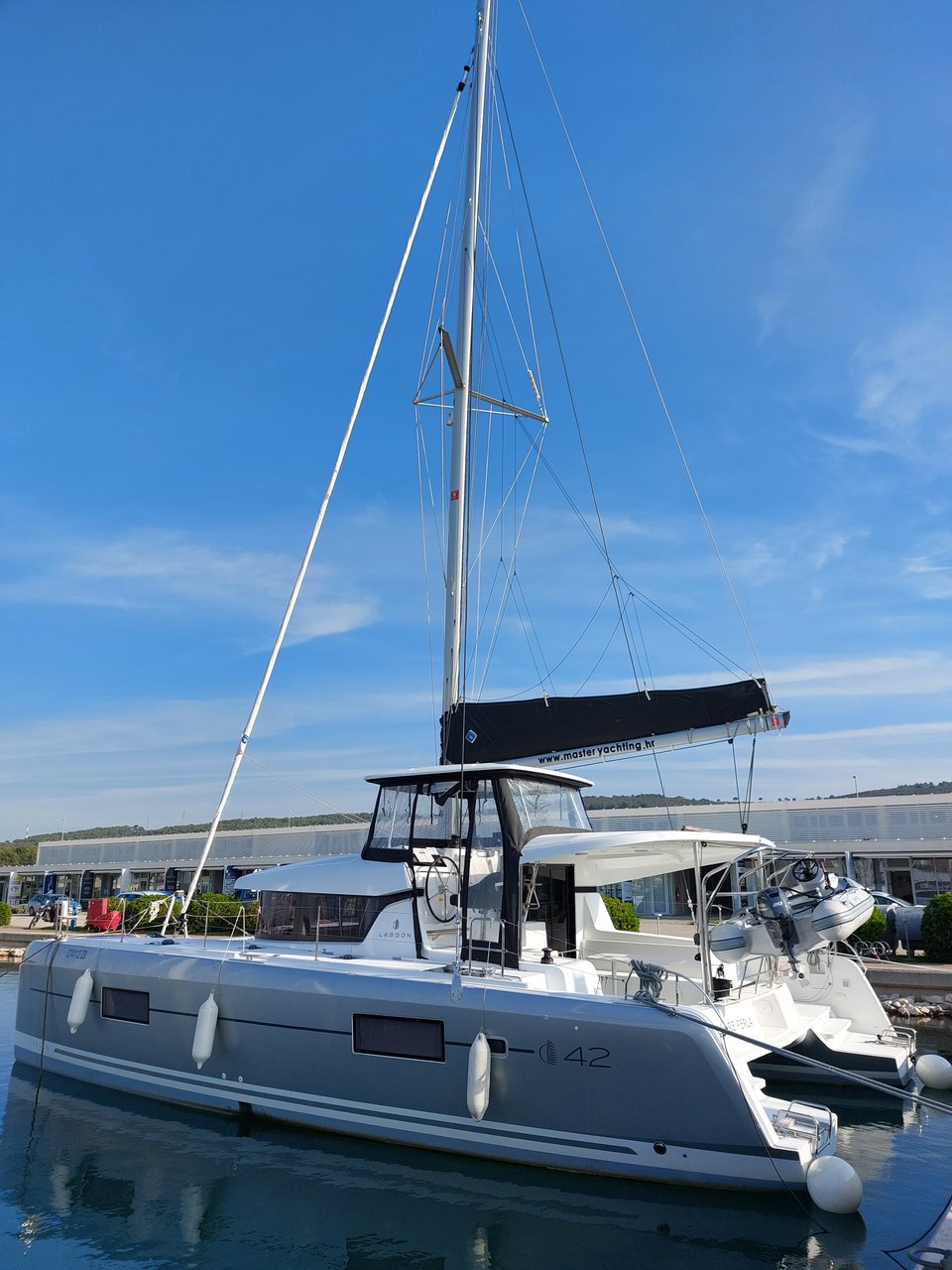 Lagoon 42 - 4 + 2 cab. — photo 3