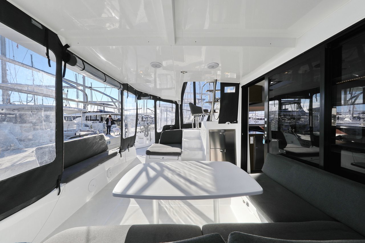 Lagoon 42 - 4 + 2 cab. — photo 7