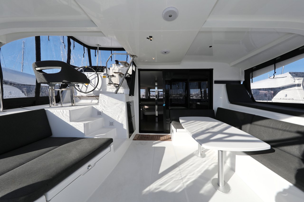 Lagoon 42 - 4 + 2 cab. — photo 10