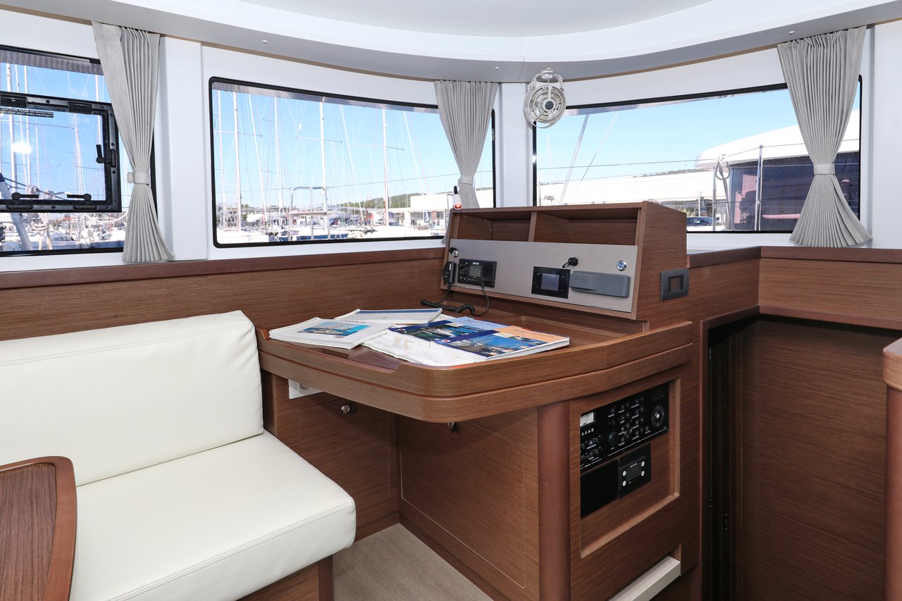 Lagoon 42 - 4 + 2 cab. — photo 36