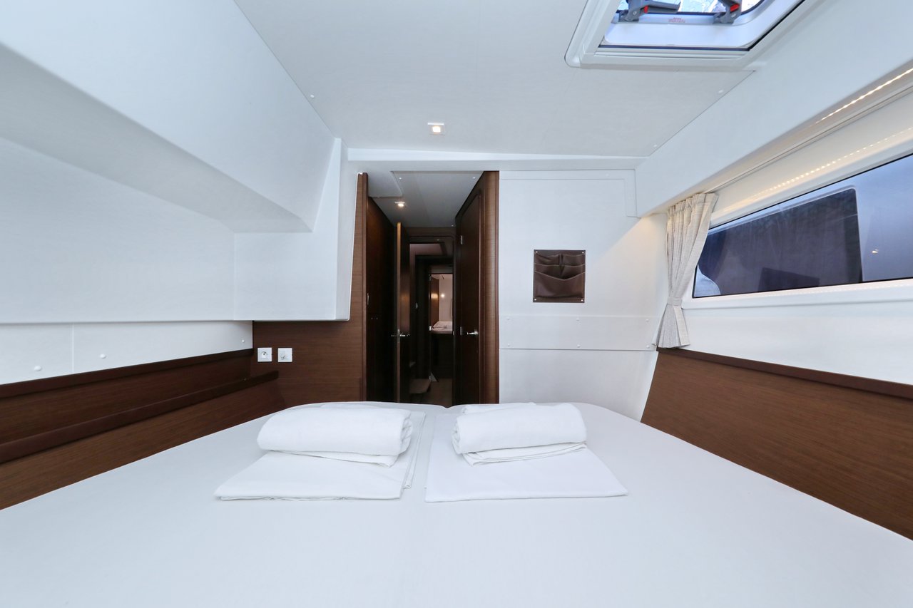 Lagoon 42 - 4 + 2 cab. — photo 58