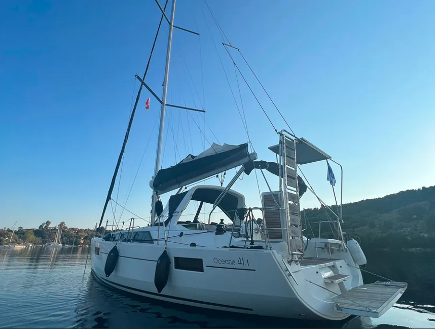 Oceanis 41.1 — photo 1