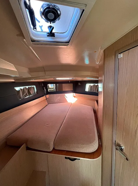 Oceanis 41.1 — photo 10