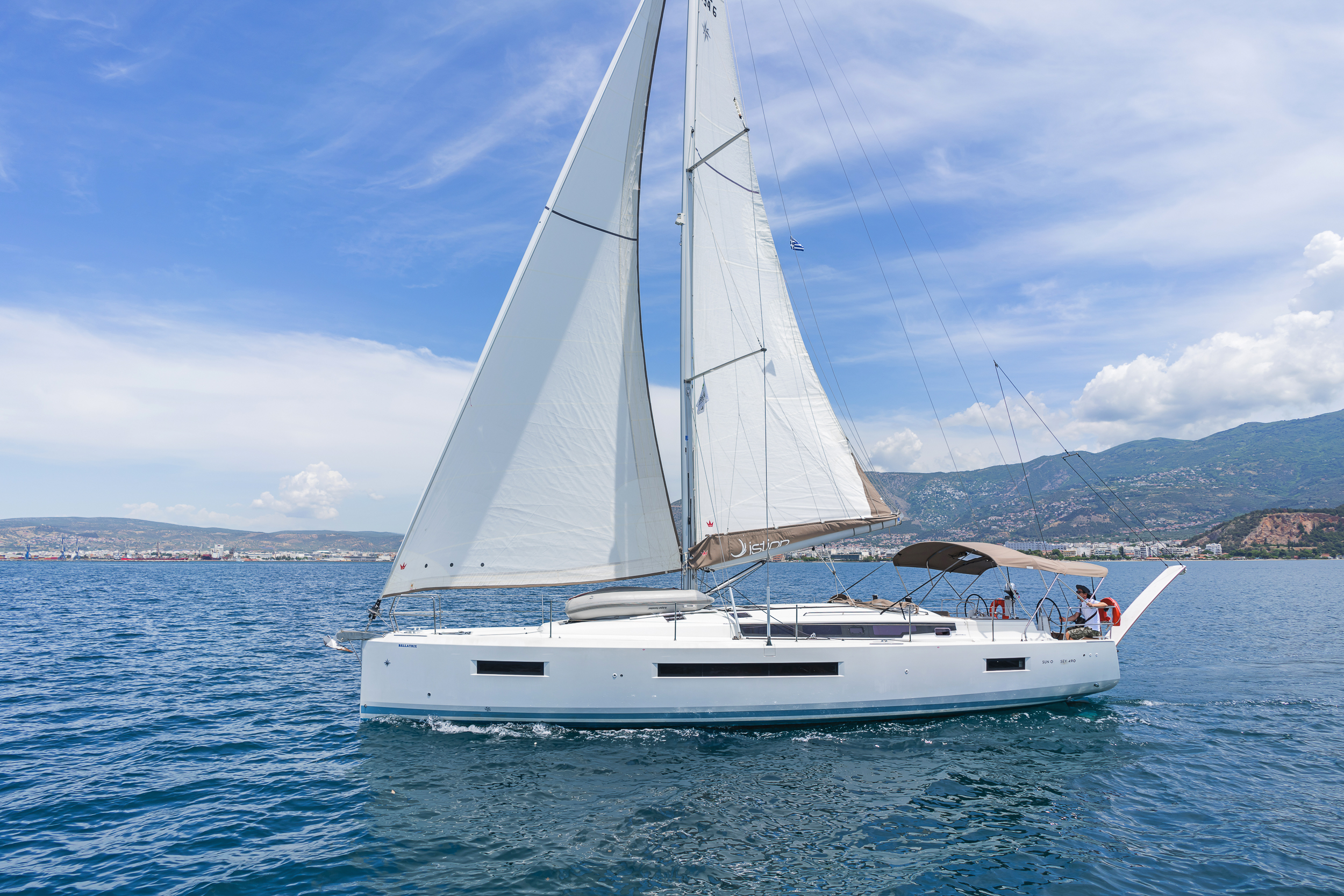 Sun Odyssey 490 - 4 + 1 cab. — photo 1