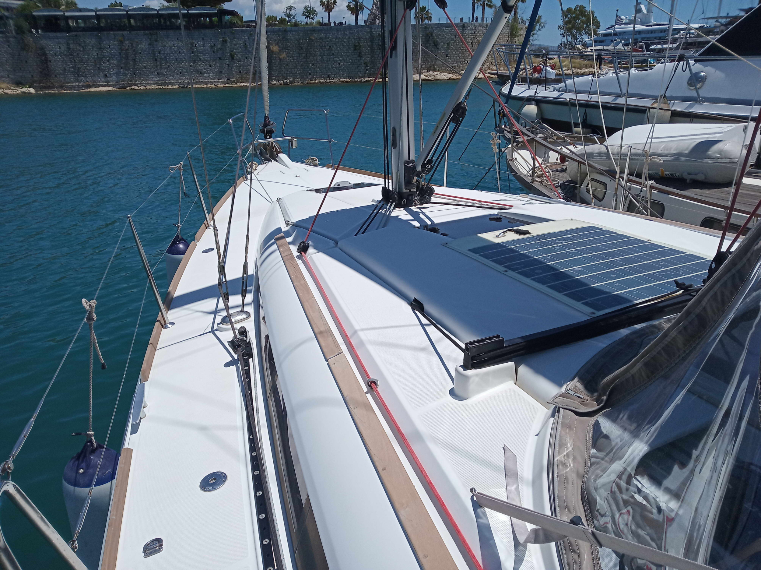 Sun Odyssey 379 — photo 6