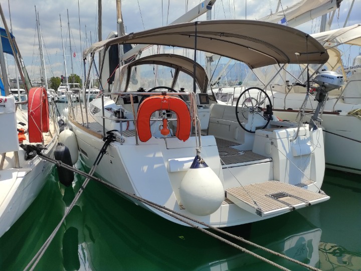 Sun Odyssey 439 — photo 1