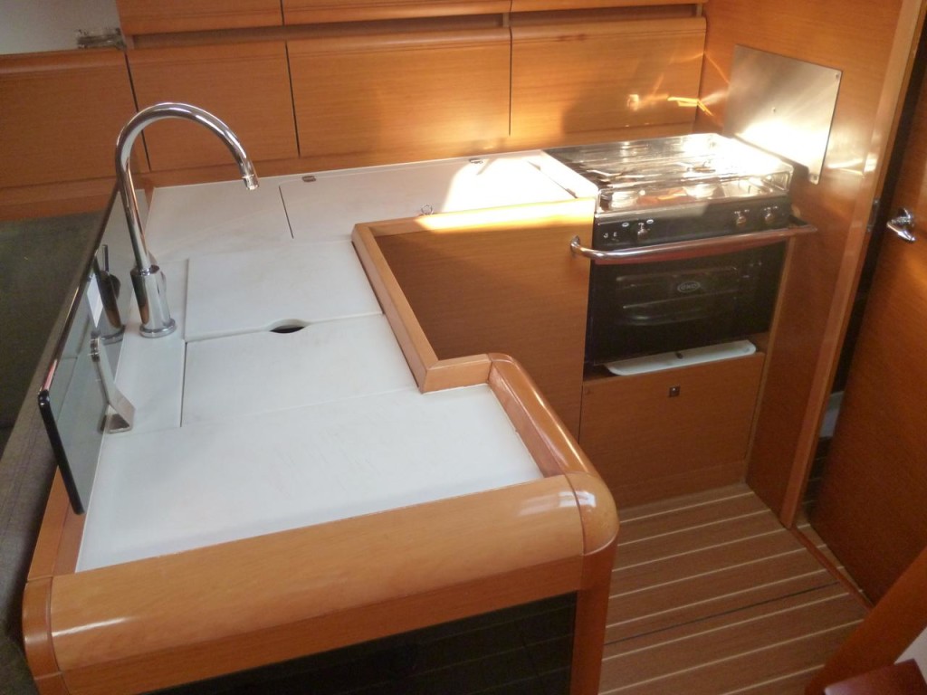 Sun Odyssey 439 — photo 11