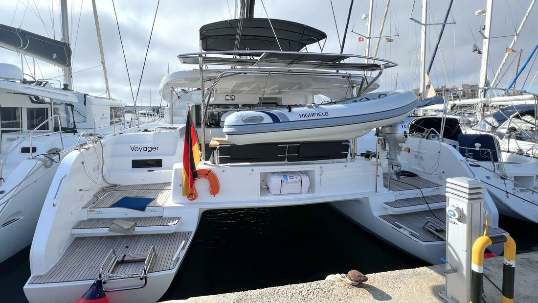 Lagoon 46 - 4 + 2 cab. — photo 1