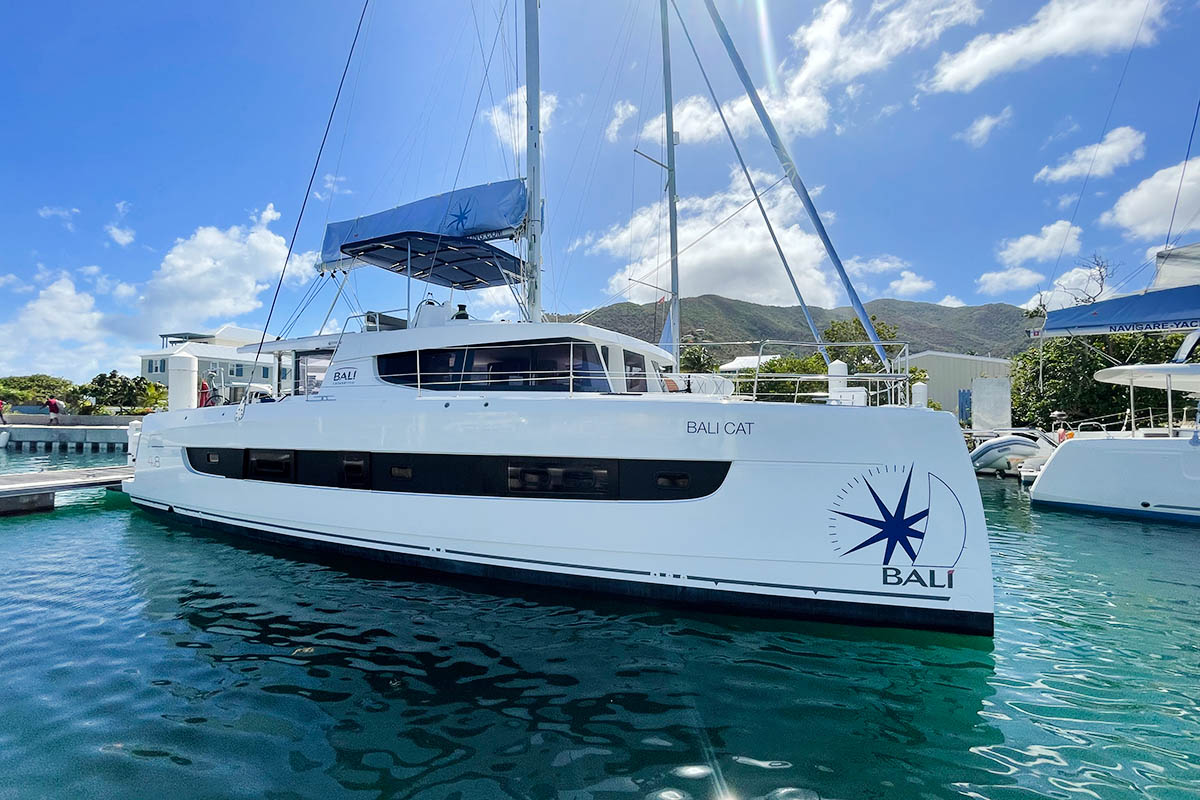Bali 4.8 - 6 + 1 cab. — photo 1