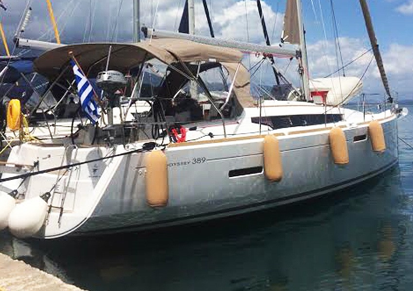 Sun Odyssey 389 — photo 1