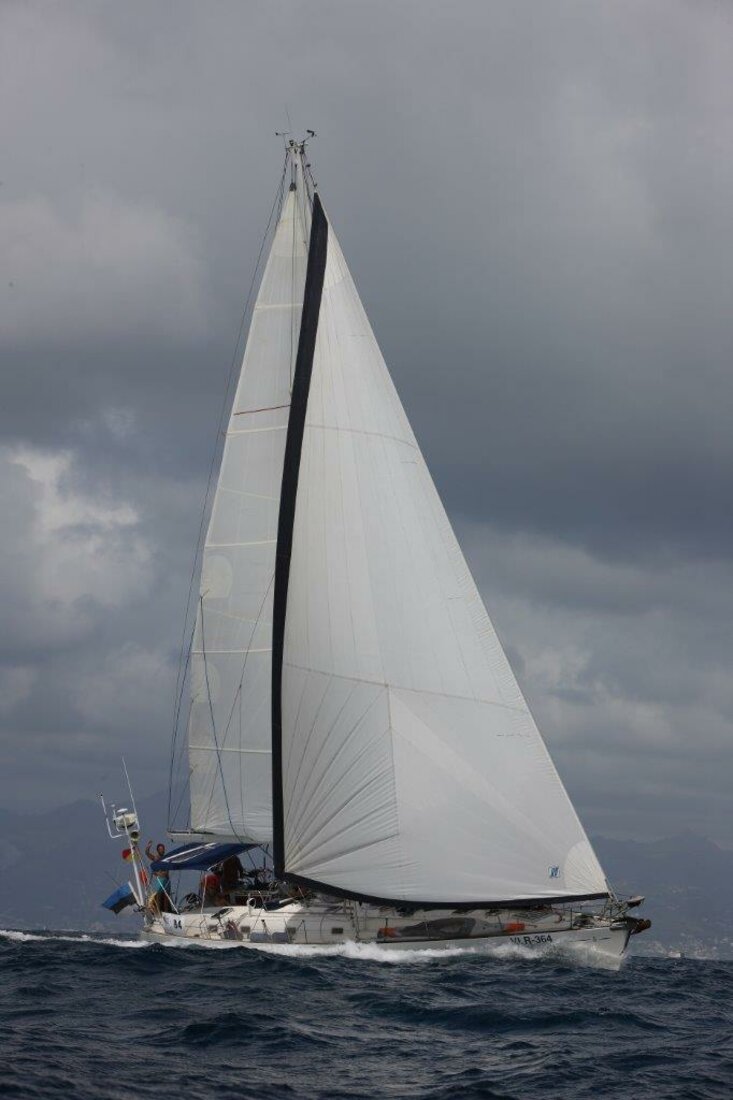 Beneteau 50 - 3 + 1 cab. — photo 5