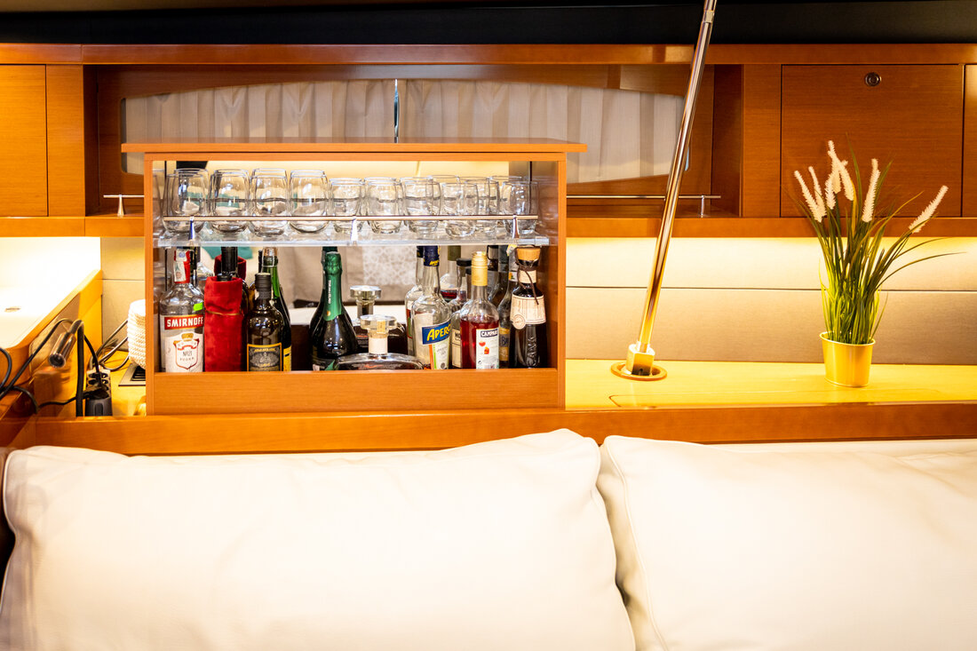 Oceanis 60 - 3 + 1 cab. — photo 20