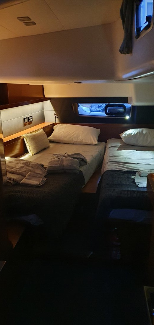 Oceanis 60 - 3 + 1 cab. — photo 27