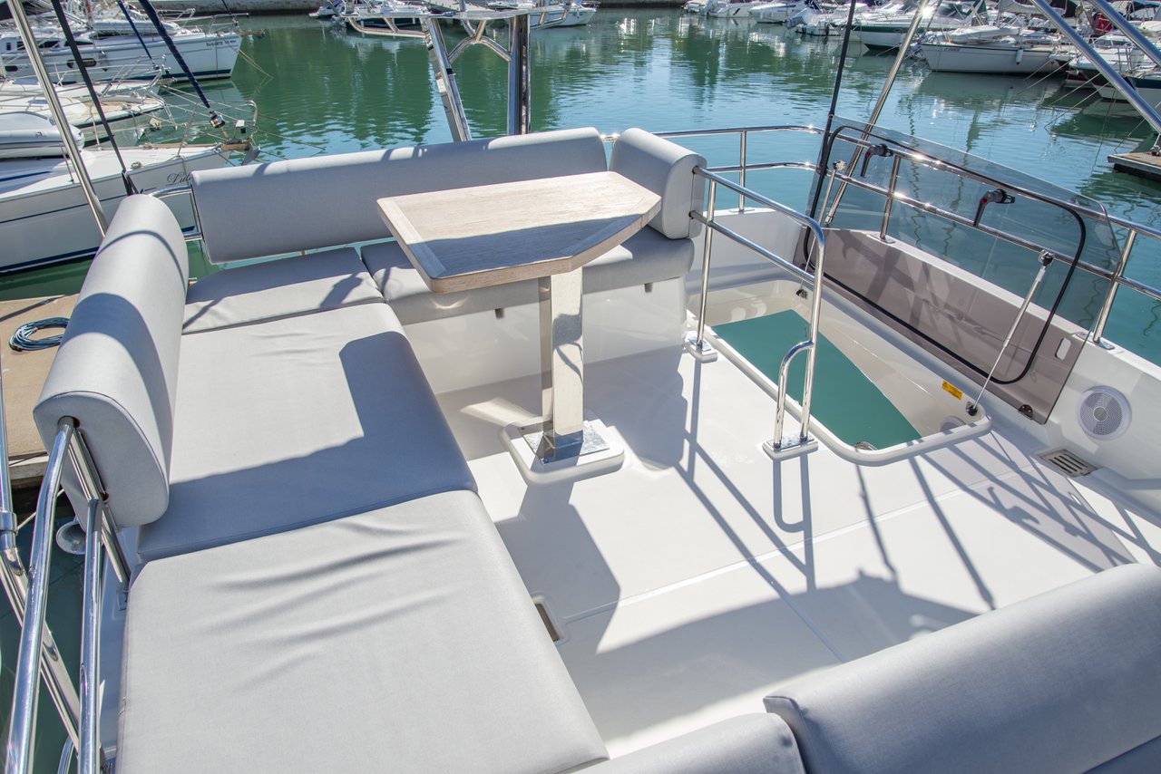 Prestige 420 Fly - 2 cab. — photo 18