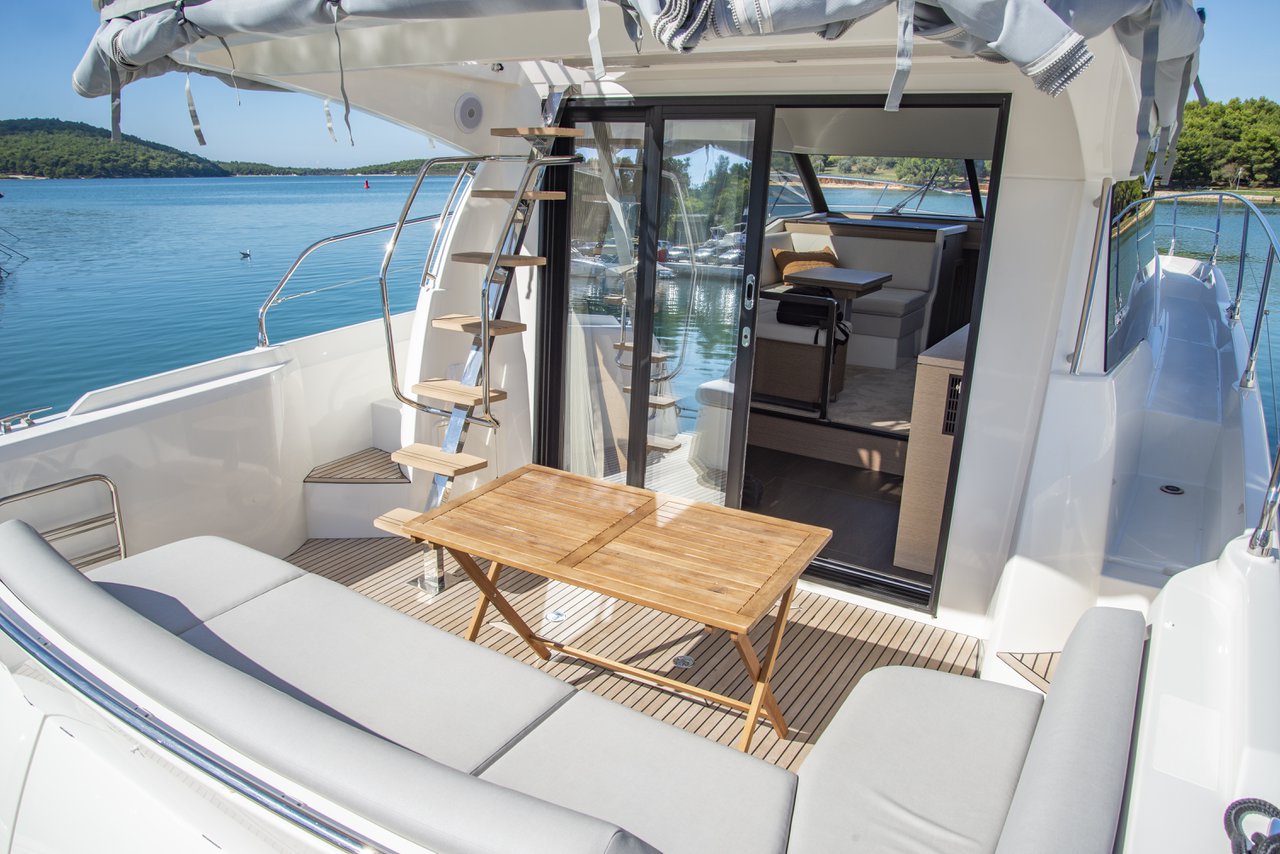 Prestige 420 Fly - 2 cab. — photo 19