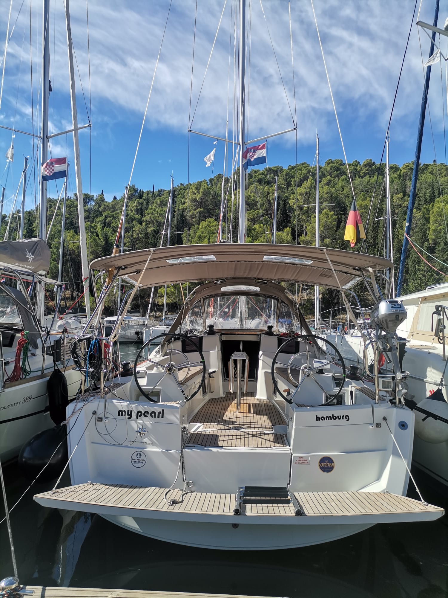 Sun Odyssey 389 — photo 1