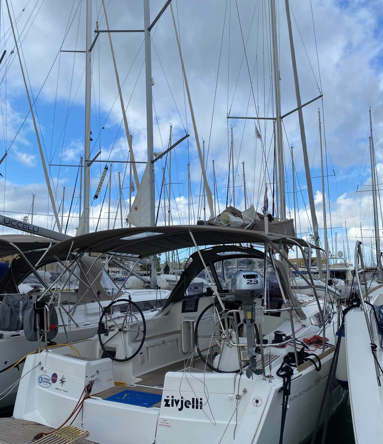 Sun Odyssey 389 — photo 1