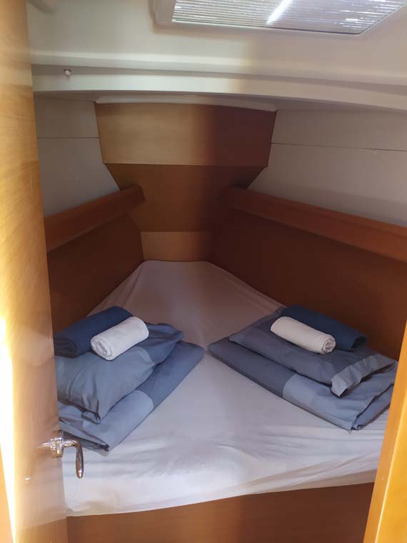 Sun Odyssey 389 — photo 15