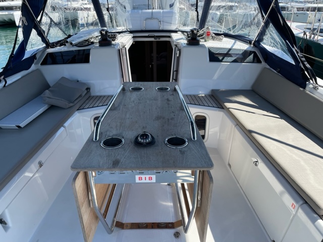 Oceanis 40.1 — photo 10