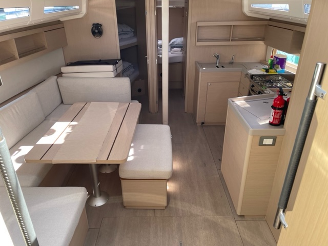 Oceanis 40.1 — photo 16